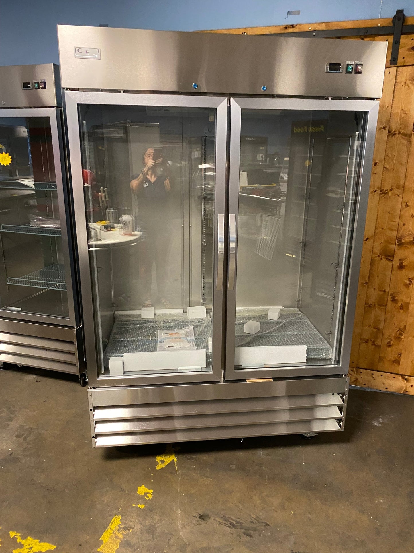 CES Double Glass Door Cooler