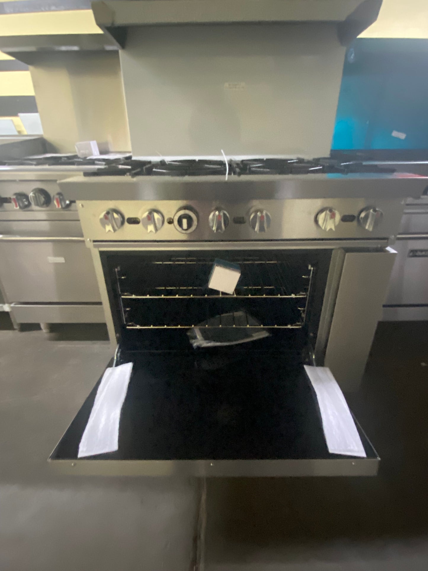 Duker 6 burner stove